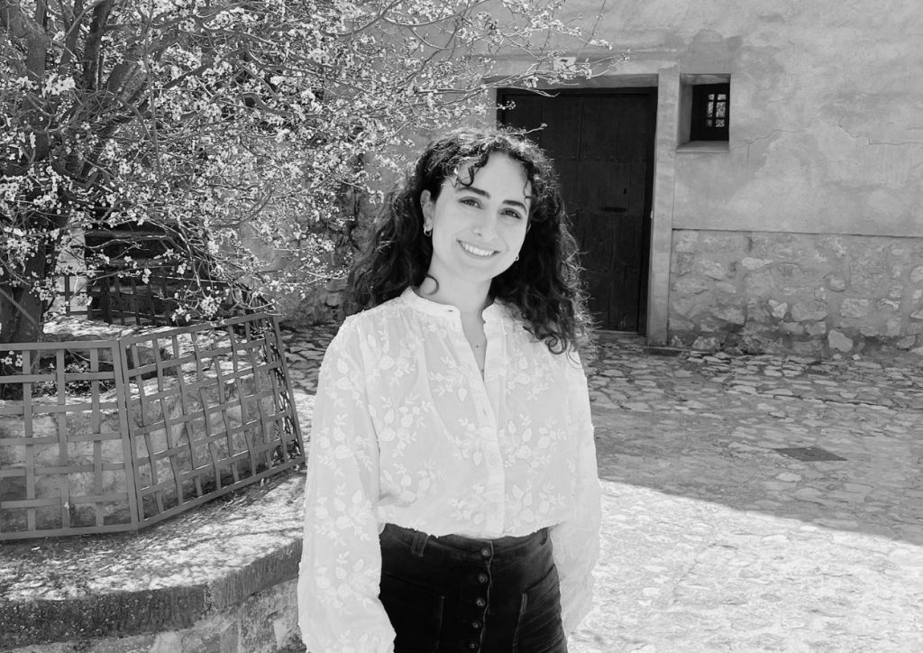 A photo of Elif Aydin, black and white